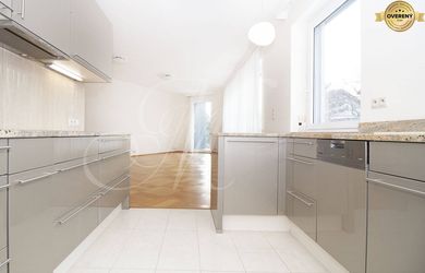METROPOLITAN │Luxusný 2i byt s terasou pri Hrade